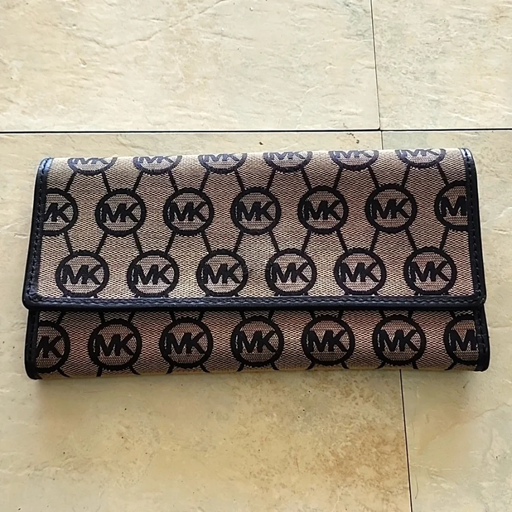 MK trifold wallet